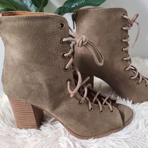 Lace-up booties